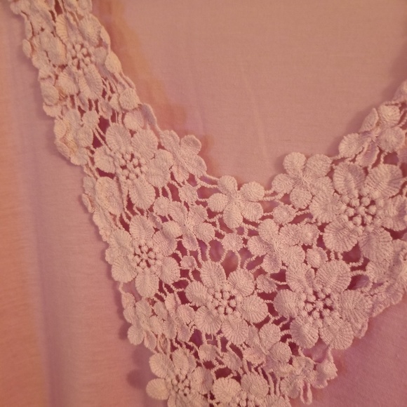 🆕️SOLD! Three Pack of Plus Size Shirts🆕️ - Picture 5 of 7